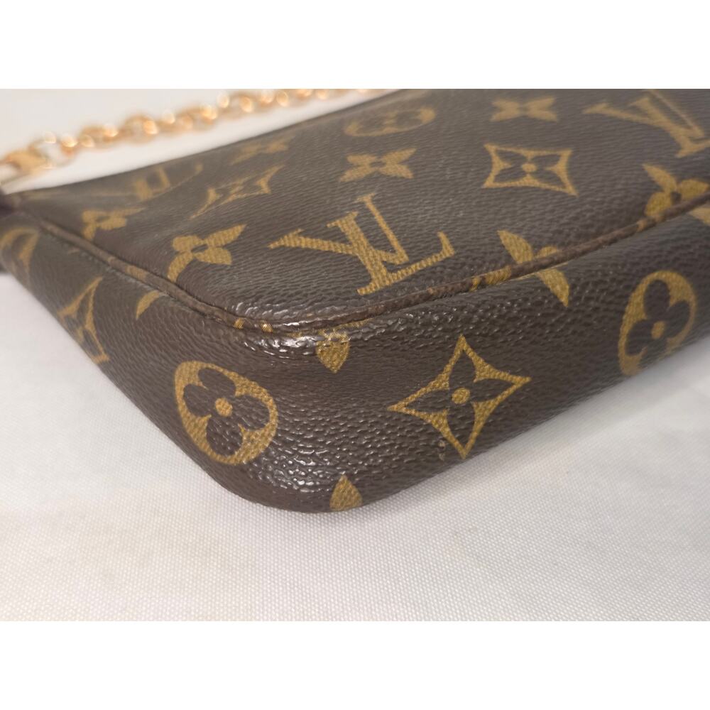 Louis Vuitton Pochette Accessoires Monogram Canvas LV Shoulder Bag AR1906 - Picture 7 of 15